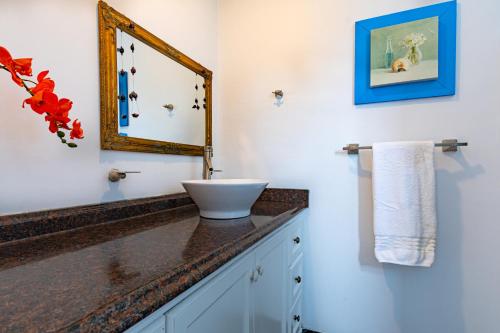 Caprice 14 - Oceanfront Villa - Gated Community with Pool - image 2