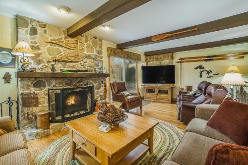 Riverside Abode - main image