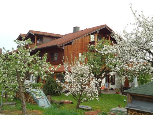 Ferienwohnung Wingen - Apartment - Bad Feilnbach