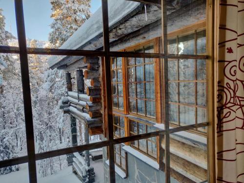 Log Villa Tietotunturi - image 2
