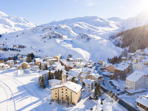  Cosy 2-bedroom apartment with magnificent view. in Bivio