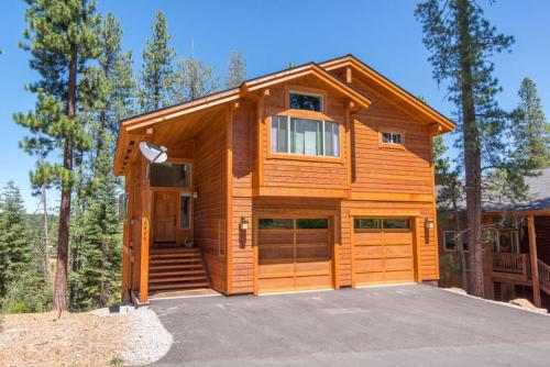 Fickes by Tahoe Truckee Vacation Properties - image 3