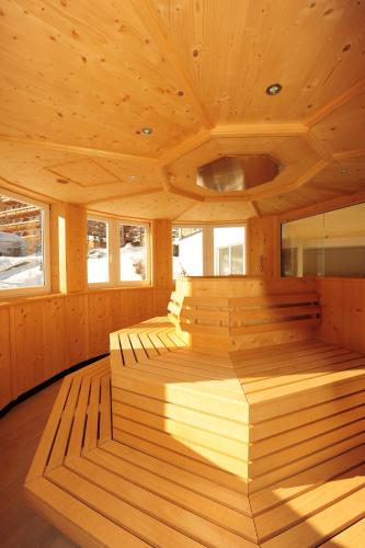 桑拿, Das Posthaus stubai&smart Hotel in 富爾普梅斯
