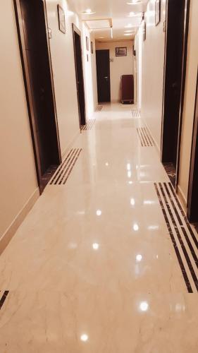 Deluxe Double or Twin Room image 2