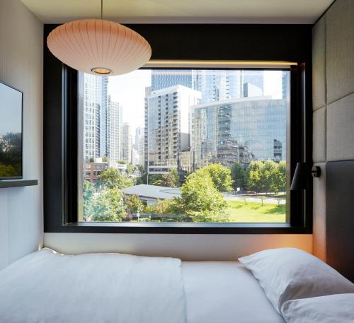 citizenM Seattle South Lake Union hotel