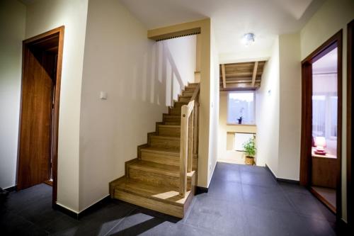 Rezydencja Pod Ochorowiczówką B&B - image 12