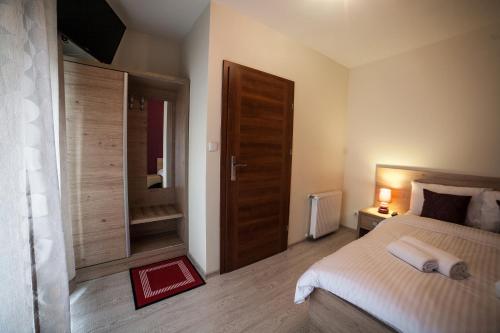 Rezydencja Pod Ochorowiczówką B&B - image 9