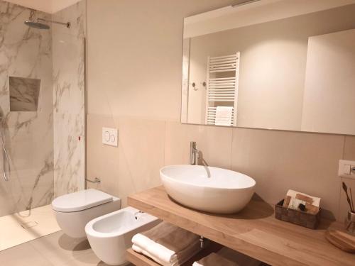 Superior Double or Twin Room with Terrace image 3