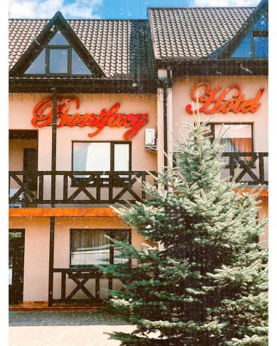 Bonifacy-Hotel