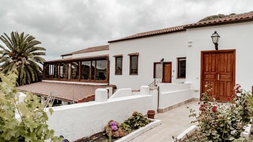 Casa Los Lirios, Pension in Santa Brígida