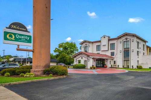 Quality Inn Hampton - Newport News – Hampton, VA