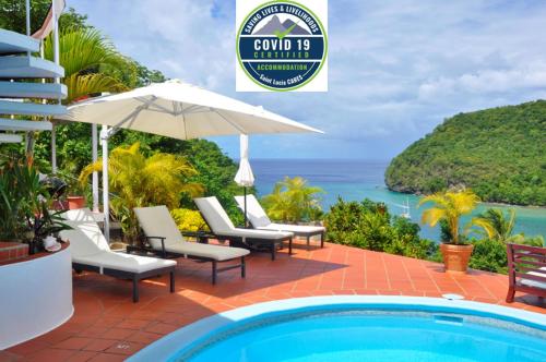 Svømmebasseng, Marigot Palms Luxury Caribbean Apartment Suites in Marigot Bay