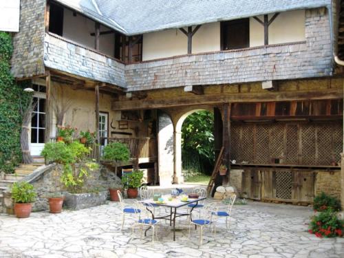 La Ferme Dagué - Chambre d'hôtes - Lasseube