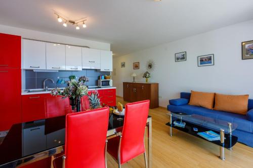 Two-Bedroom Apartment Standard room in Apartments Robic