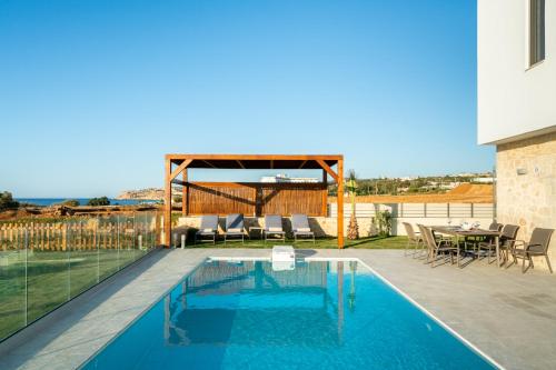 Beachfront Nymphes Aigli, Brand New Villa with Pool, Children Area & BBQ