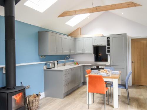 Udvendig, The Cosy Cowshed in Dalwood