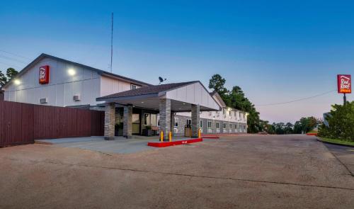 Red Roof Inn Plus Huntsville - Hotel