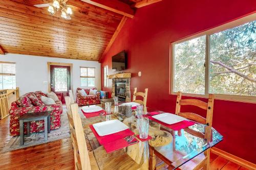 Sky High Cabin - image 2