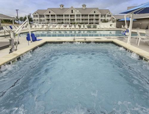 Recreational Resort Condos Overlooking Beautiful Canyon Lake - image 10