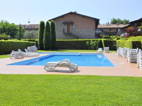 Vibrant Holiday Home in Lazise with Swimming Pool near 2 Lakes gîte à louer Lazise