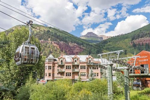 Hotel Columbia 2 Bedroom by Alpine Lodging Telluride - image 5