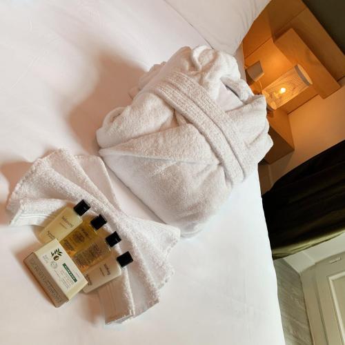 Suite Cosy Flat - Hyper-Centre avec sauna privatif - image 13