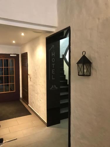 ทางเข้า, Hotel Schwarzes Ross in กันเดอร์กีเซ