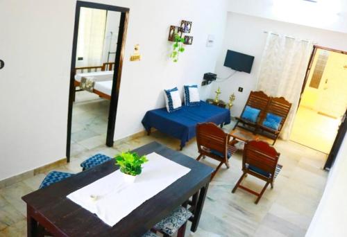 . Andoor Homes, Apt# -1B
