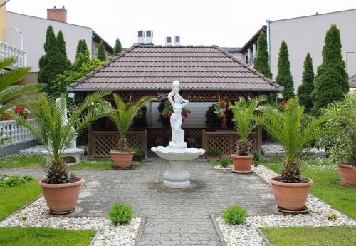 Lídia Hotel Wellness and Restaurant Harkány - image 7