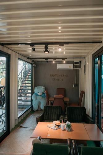 Kipbox Hotel Trang