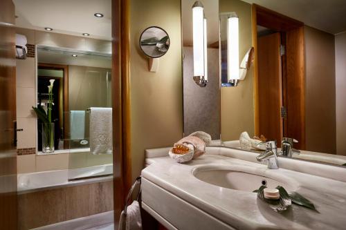 Photo 31 Rodos Park Suites & Spa