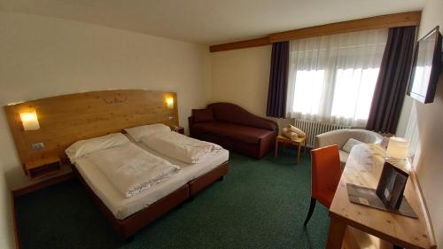 Hotel Monte Bondone - image 4