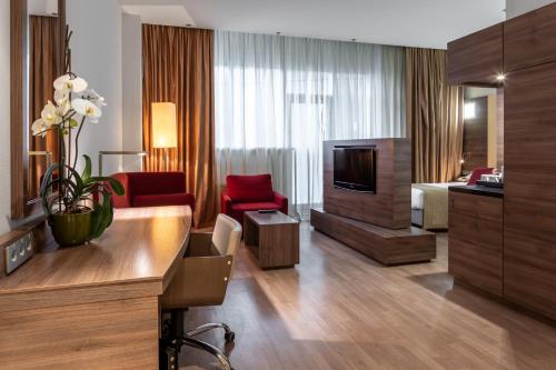 Ramada Encore Kyiv - main image