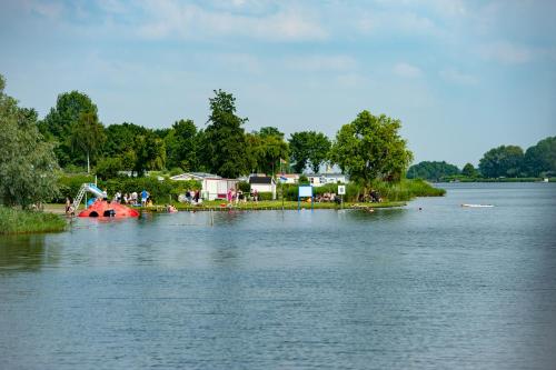 Camping de Vogel, Hengstdijk ab 42  - agoda.com