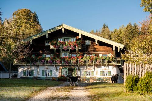 Labenbachhof Freizeit-Schulungs und Tagungszentrum - Accommodation - Ruhpolding