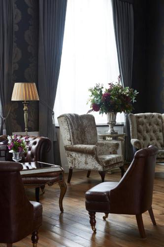 The Westbridge Hotel - image 11