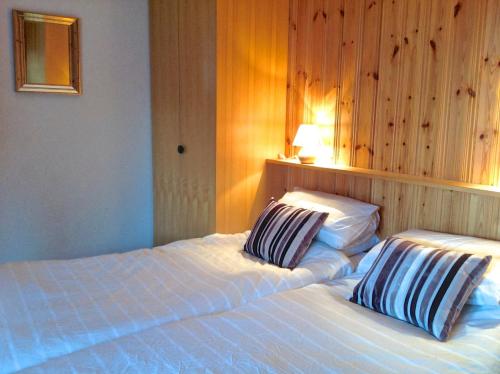 Five-Bedroom Chalet 003