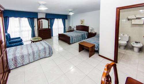 Triple Room