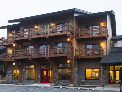 Serenity and Family Fun - Idaho Vacation Resort Condos - Apartment - Blanchard