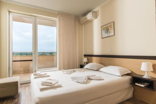 Obzor Beach Resort - image 10