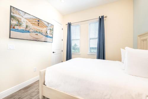 Immaculate Cottage with Hotel Amenities near Disney at Margaritaville 2994SR - image 7