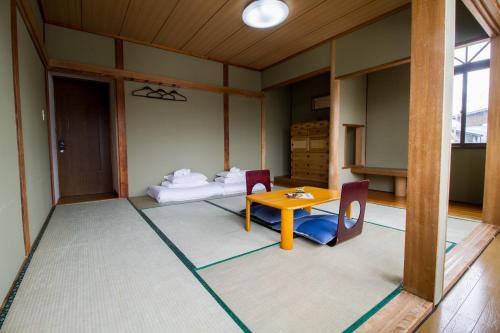 Japanese-Style Twin Room