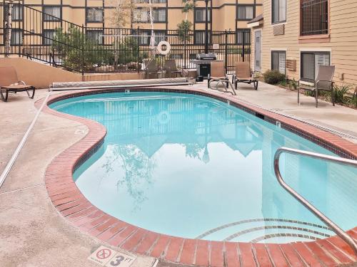 Carriage House 305 condo - image 7