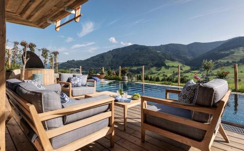 Úszómedence, GipfelKreuzLiebe Senhoog Luxury Holiday Homes in Leogang