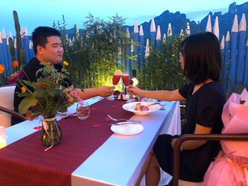 肖恩城堡度假美宿(张家界天门山索道店) 肖恩城堡度假美宿(张家界天门山索道店)