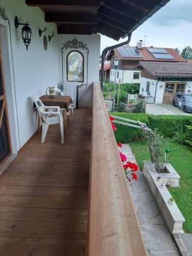 Haus Singer 6.5km von Irschenberg entfernt
