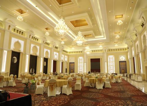 Banquet hall, Geeta Sarovar Portico Panipat in Panipat