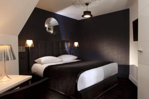 First Hotel Paris Tour Eiffel - image 2