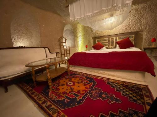 Cronos Cappadocia Cave Hotel in Uchisar