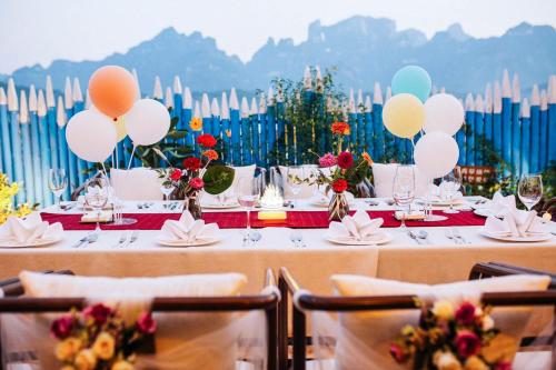 肖恩城堡度假美宿(张家界天门山索道店) 肖恩城堡度假美宿(张家界天门山索道店)